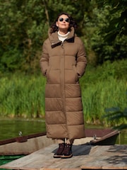 Camel - Emma Willis langer, wattierter Deckenmantel - Bild 2 von 8