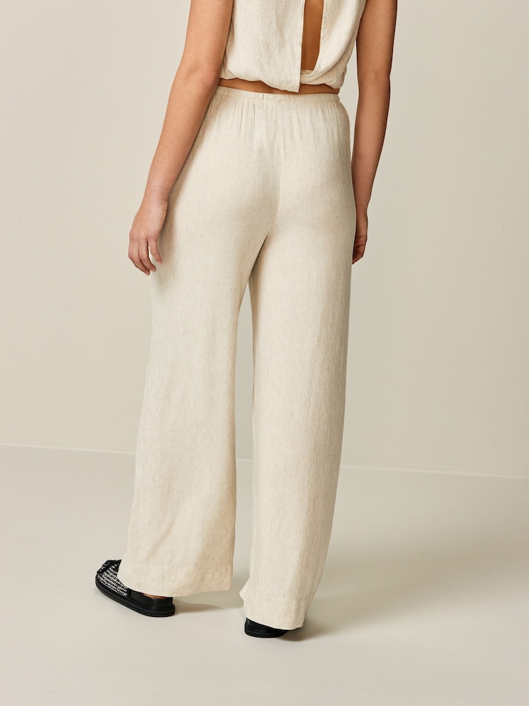Natural Tie Waist Wide Leg Trousers with Linen - Image 3 of 6