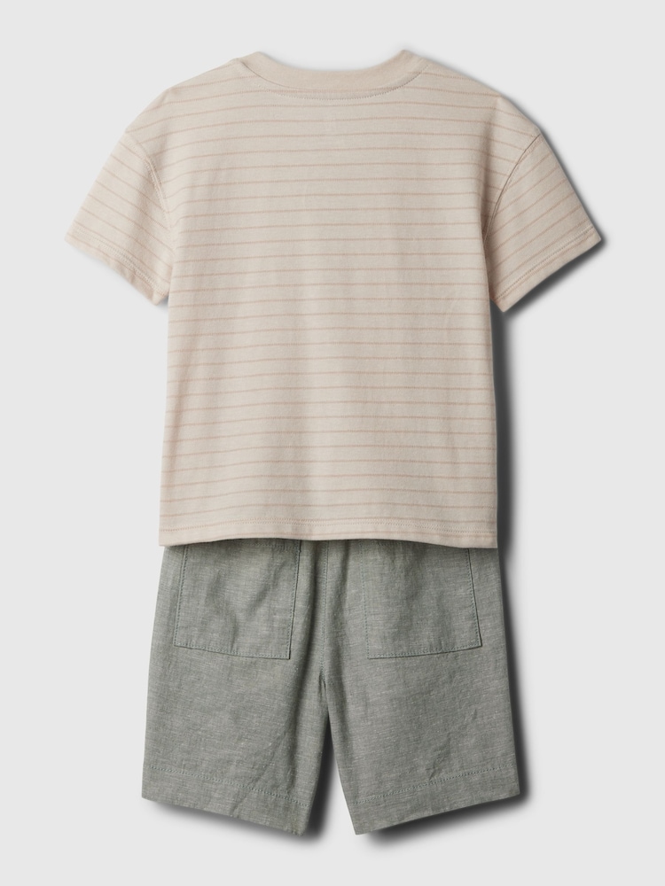 Gap Beige Brannan Bear Baby Henley T-shirt and Shorts Outfit Set (6mths-5yrs) - Image 2 of 3 Gap Beige Brannan Bear Baby Henley T-shirt and Shorts Outfit Set (6mths-5yrs) - Image 2 of 3
