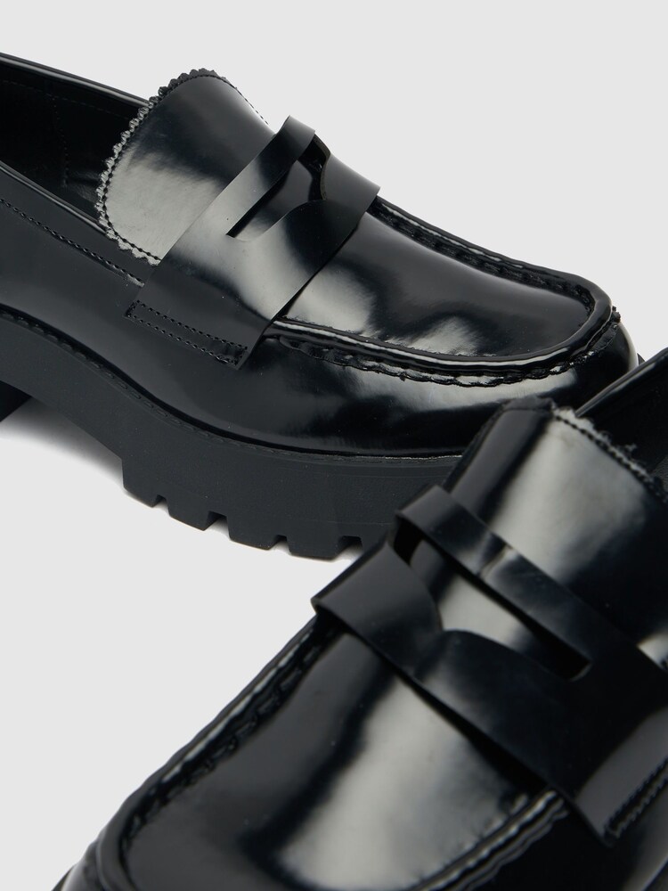 Schuh Levi Chunky Black Loafers - Image 4 of 4
