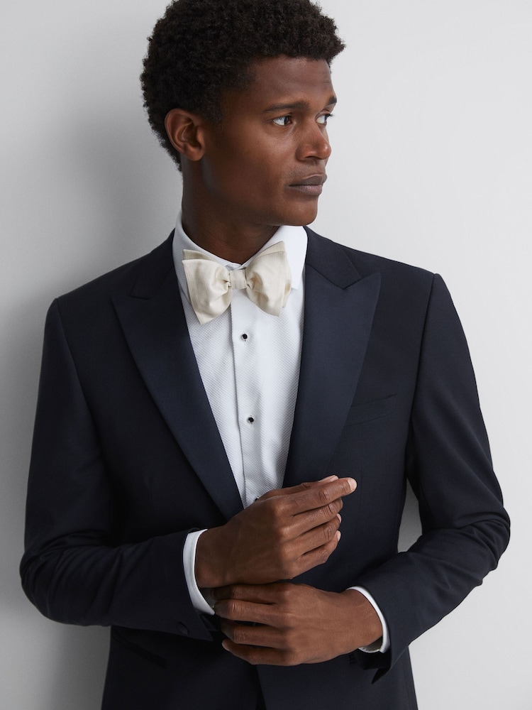 Reiss Ivory Boyle Grosgrain Silk Bow Tie - Image 2 of 5