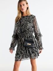 Monochrom geblümt - Langärmeliges Minikleid mit Rüschen - Bild 1 von 7