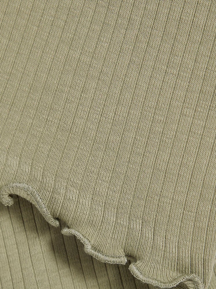 River Island White Bow Graphic T-Shirt & Leggings Set - Image 5 of 5 River Island White Bow Graphic T-Shirt & Leggings Set - Image 5 of 5