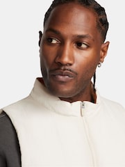 Nike White Sportswear Air Insulated Vest - Image 4 of 6