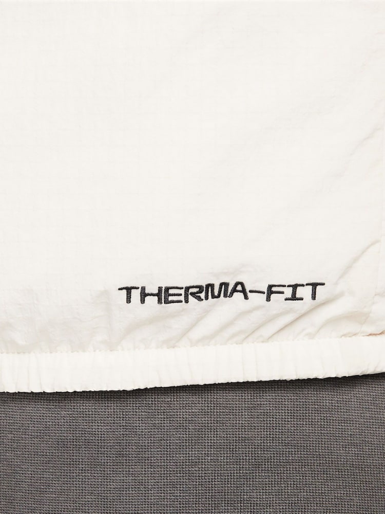 Nike White Sportswear Air Insulated Vest - Image 6 of 6 Nike White Sportswear Air Insulated Vest - Image 6 of 6