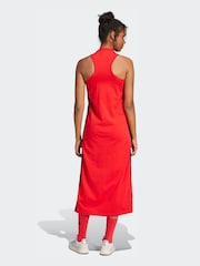 Длинное платье со спиной-борцовкой в полоску с 3полосками adidas Essentials - Изображение 2 7