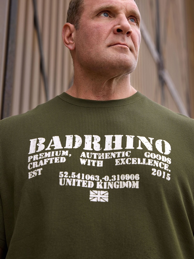 Badrhino Big & Tall Military vohvelikuvioinen t-paita - Kuva 3 / 3