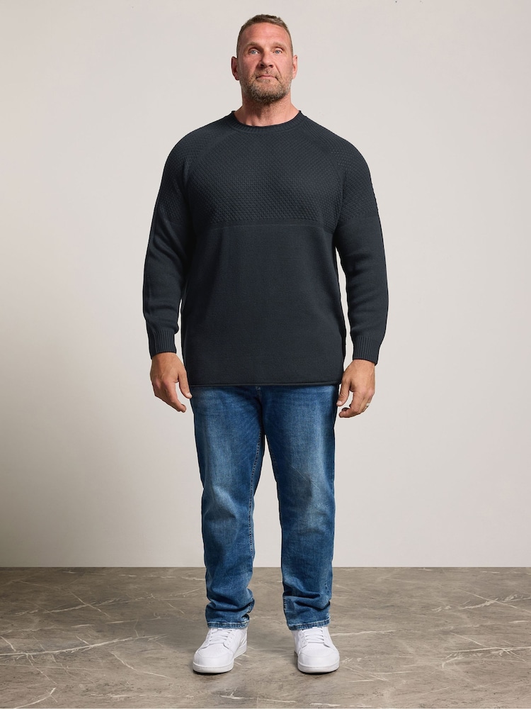 Blau - BadRhino Big & Tall – Halbstrukturierter Strickpullover mit Rundhalsausschnitt - Bild 2 von 6 Blau - BadRhino Big & Tall – Halbstrukturierter Strickpullover mit Rundhalsausschnitt - Bild 2 von 6