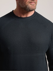 Blau - BadRhino Big & Tall – Halbstrukturierter Strickpullover mit Rundhalsausschnitt - Bild 4 von 6
