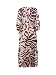 Star by Julien MacDonald Satin Plisseret Mock Wrap-kjole - Billede 6 af 6
