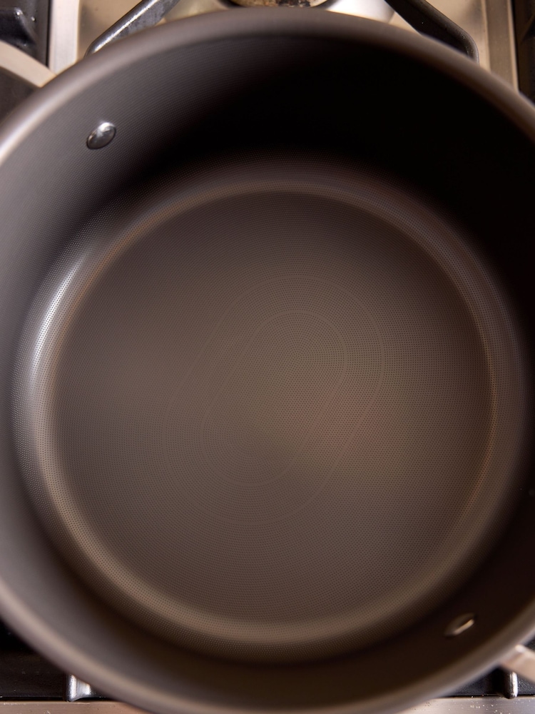 Stellar Zero, 24cm Uncoated Non-Stick Casserole, 3.8L - Image 2 of 6 Stellar Zero, 24cm Uncoated Non-Stick Casserole, 3.8L - Image 2 of 6