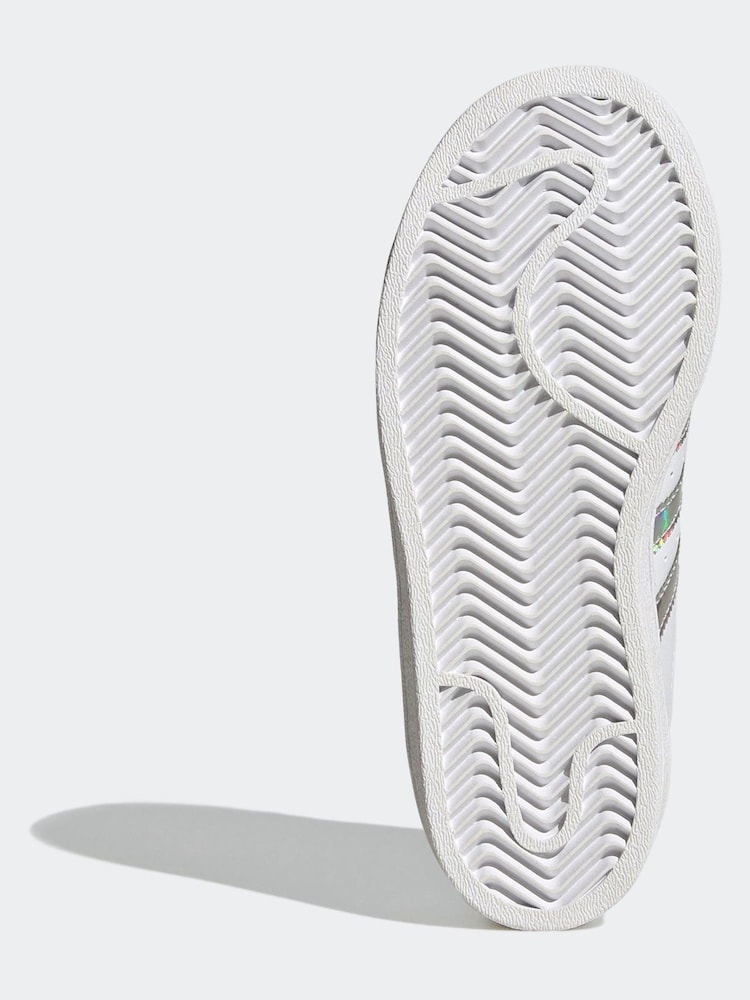 adidas Originals Superstar Kids White Trainers - Image 3 of 9