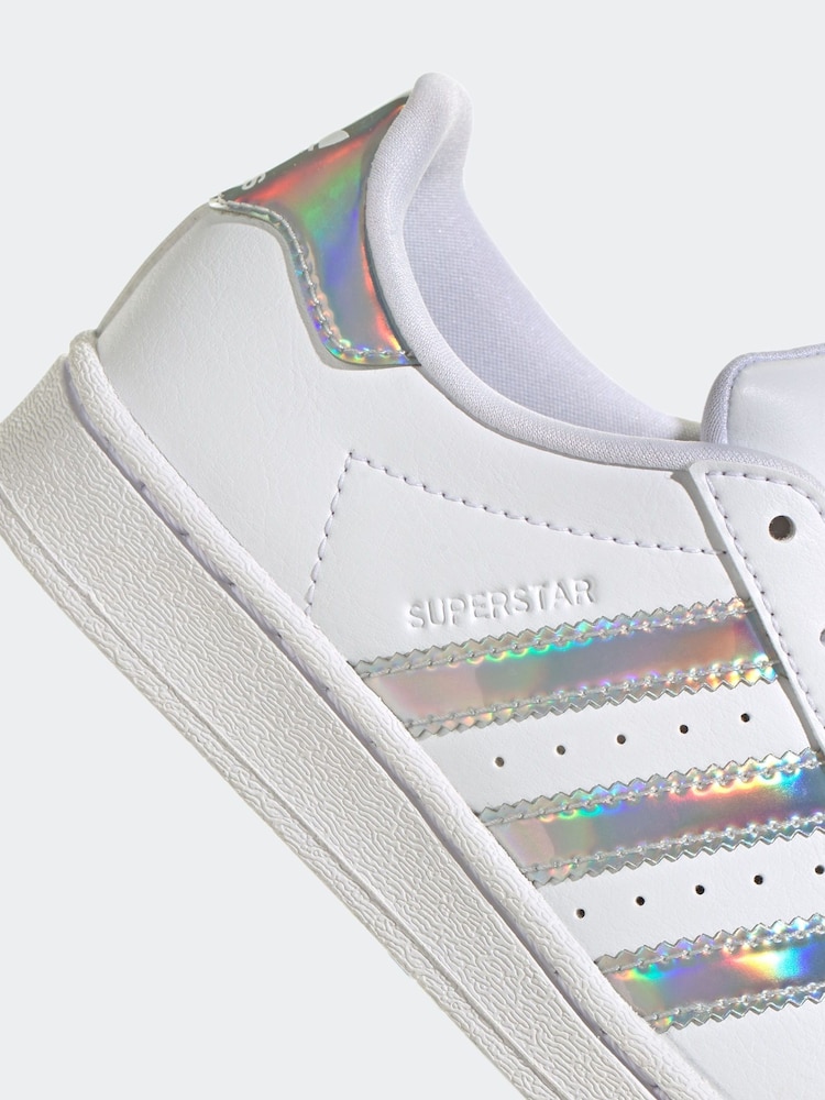 adidas Originals Superstar Kids White Trainers - Image 4 of 9