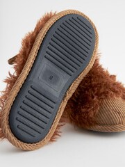 Brown Highland Cow Slippers - Image 6 of 6