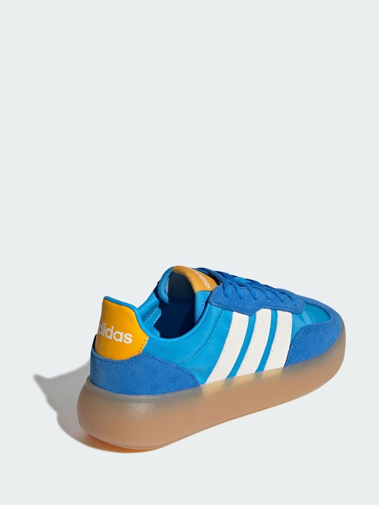 حذاء بتصميم عصري Barreda من adidas - صورة 2 من 4