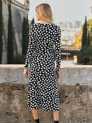 Sosandar Black Tie Waist Fit And Flare Dress - Image 2 of 4