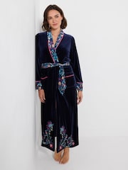 Joe Browns Boutique Mystical Velvet Dressing Gown - صورة 1 من 5