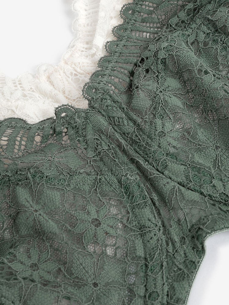 Green/Cream DD+ Non Pad Full Cup Geo Lace Bras 2 Pack - Image 9 of 9 Green/Cream DD+ Non Pad Full Cup Geo Lace Bras 2 Pack - Image 9 of 9