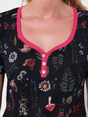 Joe Browns Wild Woodland Print Jersey Pyjamas Set - صورة 3 من 7