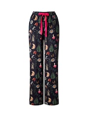 Joe Browns Wild Woodland Print Jersey Pyjamas Set - صورة 7 من 7