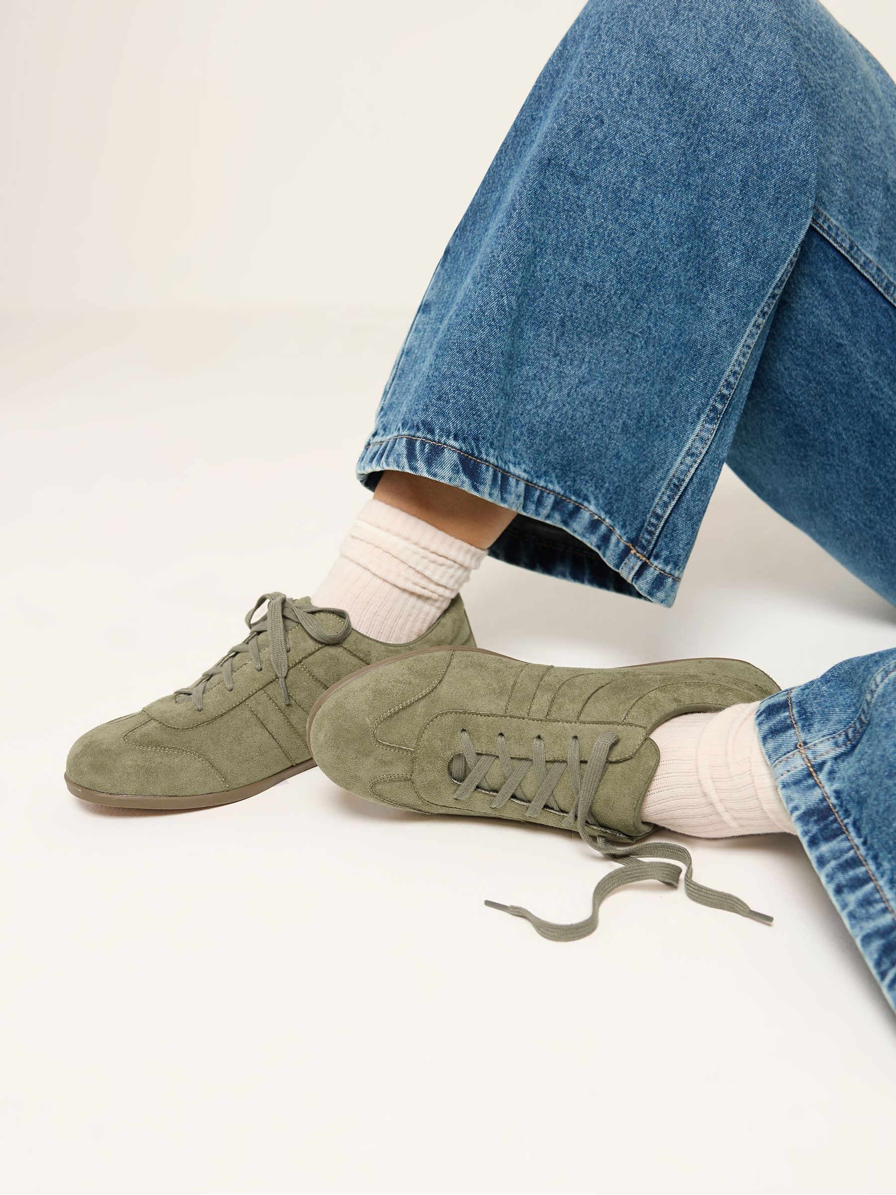 Yours Curve Women's Green Faux Suede Low Retro Stripe Trainers In Extra Wide Fit