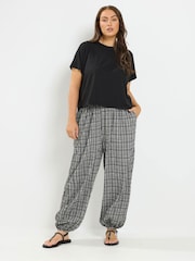Yours Curve Grey Check Balloon Trousers - Image 2 of 6