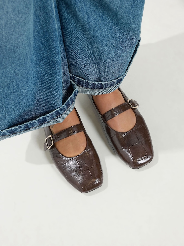 Yours Curve Brown Croc Print Extra Wide Fit Buckle Detail Mary Jane Flats - Image 1 of 5 Yours Curve Brown Croc Print Extra Wide Fit Buckle Detail Mary Jane Flats - Image 1 of 5