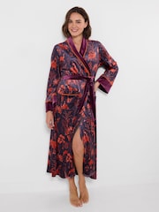 Joe Browns Boutique Exotic Printed Velvet Dressing Gown - صورة 3 من 5