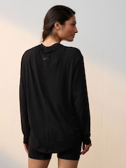 Nike Black One Relaxed Dri-FIT Long-Sleeve Fitness Top - Image 3 of 6
