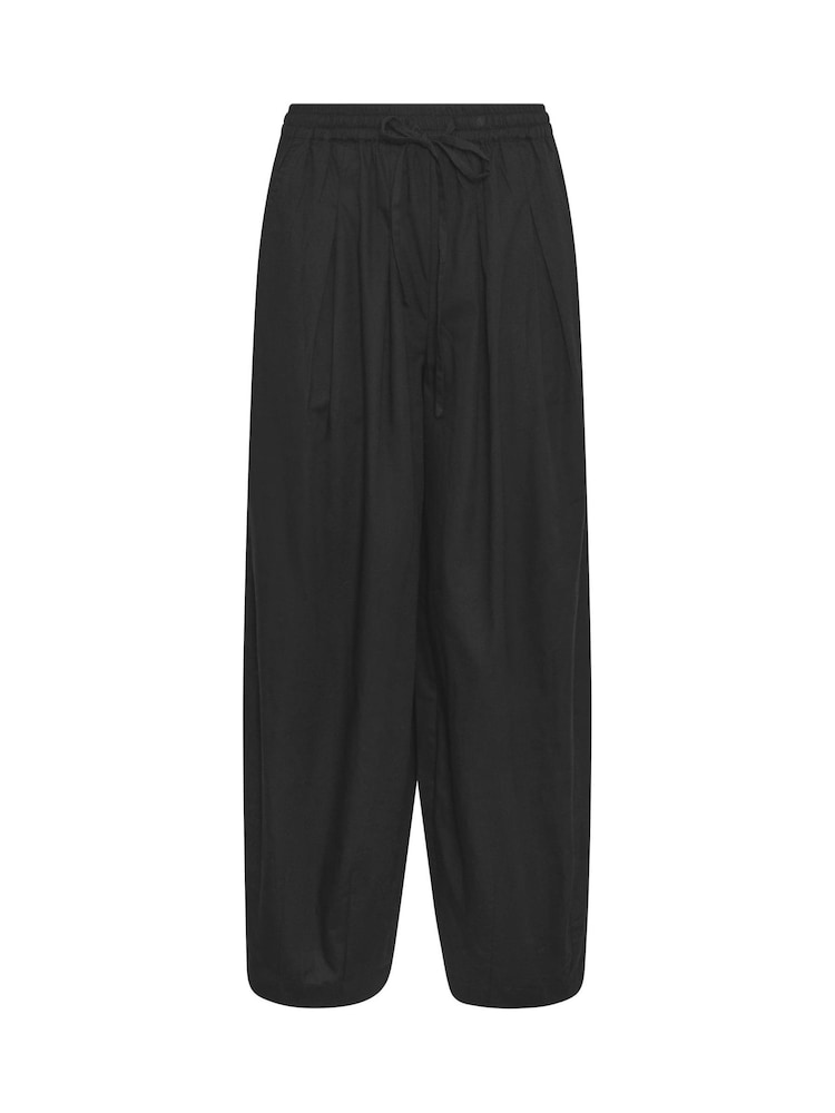 PixieGirl Petite Black Poplin Maxi Barrel Trousers - Image 5 of 5 PixieGirl Petite Black Poplin Maxi Barrel Trousers - Image 5 of 5
