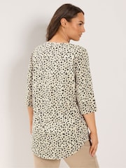 Кремовый - Henleys в горошек с защипами Yours Curve - Изображение 3 6
