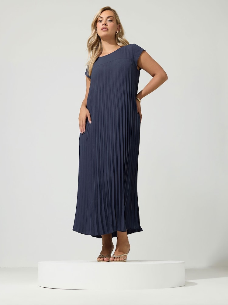 Yours Curve Blue London Pleated Maxi Dress - Image 2 of 6