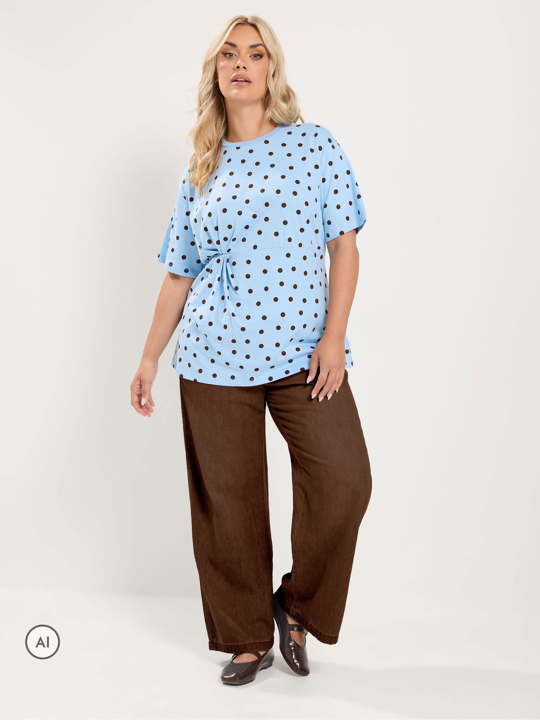 Yours Curve Women's Blue Spot Print T-Shirt - Image 1