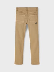 Braun - Name It Twill-Chinohose aus Baumwolle in Slim Fit mit verstellbarem Bund - Bild 3 von 5
