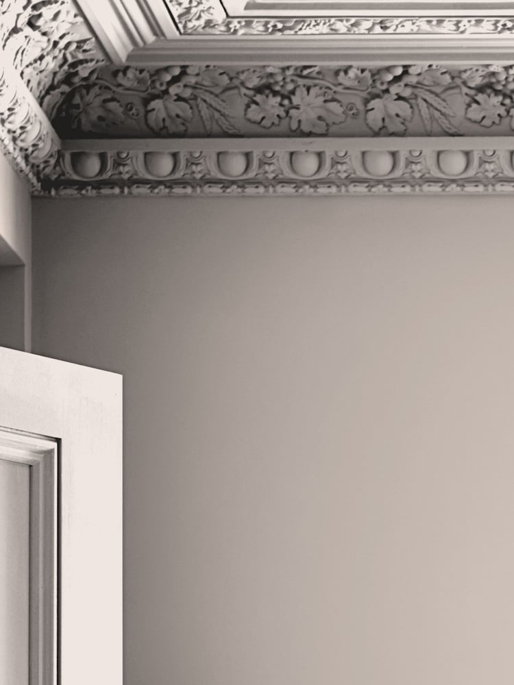 Laura Ashley Pale Chalk Pink Matt Emulsion 5LT Paint - Image 2 of 4
