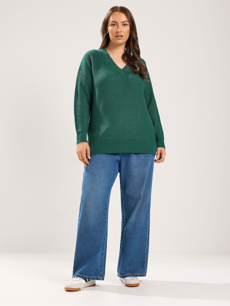 Yours Curve Green Essential V-Neck Jumper - Image 2 of 6 Yours Curve Green Essential V-Neck Jumper - Image 2 of 6