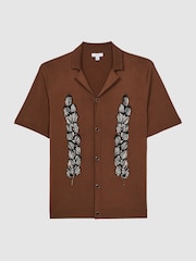 Reiss Tobacco Script Embroidered Cuban Collar Button Through T-Shirt - Image 2 of 4
