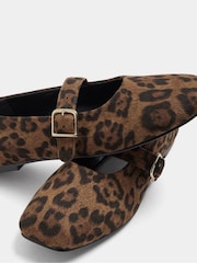 Yours Curve Brown Leopard Print Extra Wide Fit Buckle Detail Mary Jane Flats - Image 5 of 5
