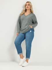 Yours Curve Grey Essential V-Neck Jumper - Image 3 of 7