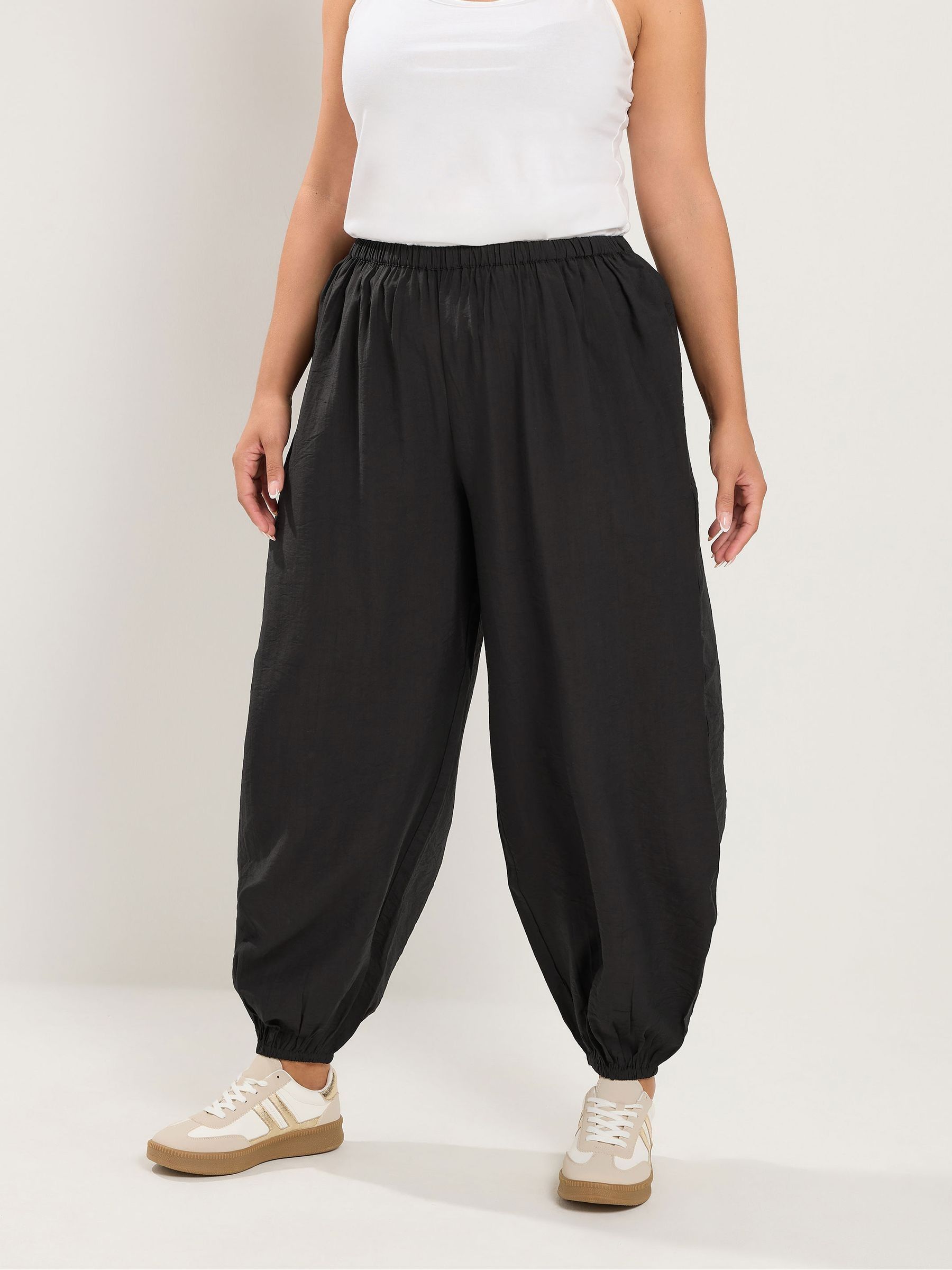 Yours Women's Black Balloon Trousers In | Size: 30/32 - Image 2