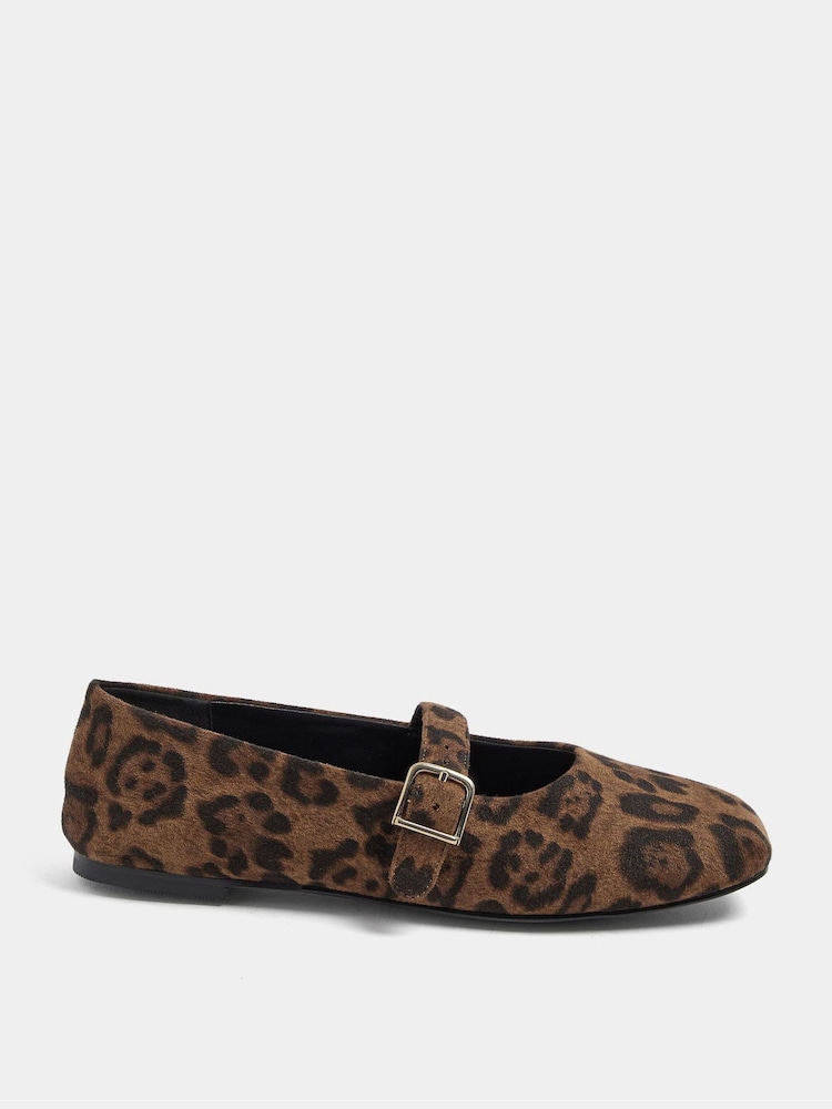 Yours Curve Brown Leopard Print Wide Fit Buckle Detail Mary Jane Flats - Image 2 of 5