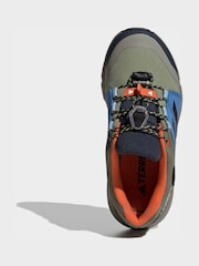 adidas Terrex Green Gore-Tex Hiking Shoes - Image 7 of 10