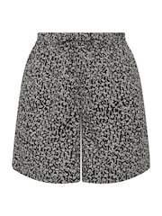 Yours Curve Black Textured Shorts - Image 5 of 5