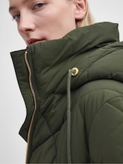 Barbour® Green Kirkton Longline 100% Cotton Diamond Quilt Puffer Coat - Image 6 of 10