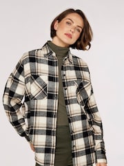 Apricot Black Brown & White Flannel Two Pocket Long Sleeve Shirt - Image 4 of 4