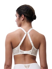 Chantelle White Kiss Lace Plunge Underwired Bra - Image 5 of 6