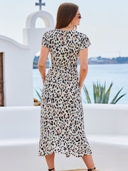 Sosandar Cream Angel Sleeve Fit & Flare Dress - Image 2 of 5