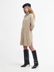 بيج - فستان من القطن 100% محبوك بتصميم مكتنز بغرزة مضلعة من Barbour®‎ - صورة 5 من 10