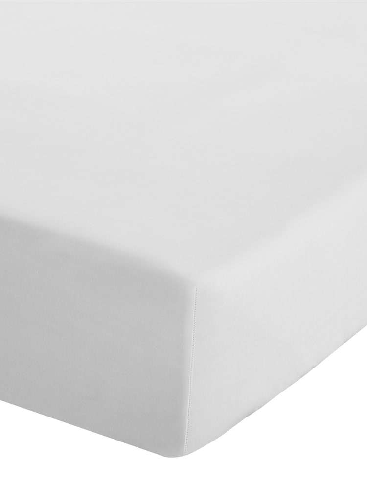 Catherine Lansfield White Percale Extra Deep Fitted Sheet - Image 3 of 3
