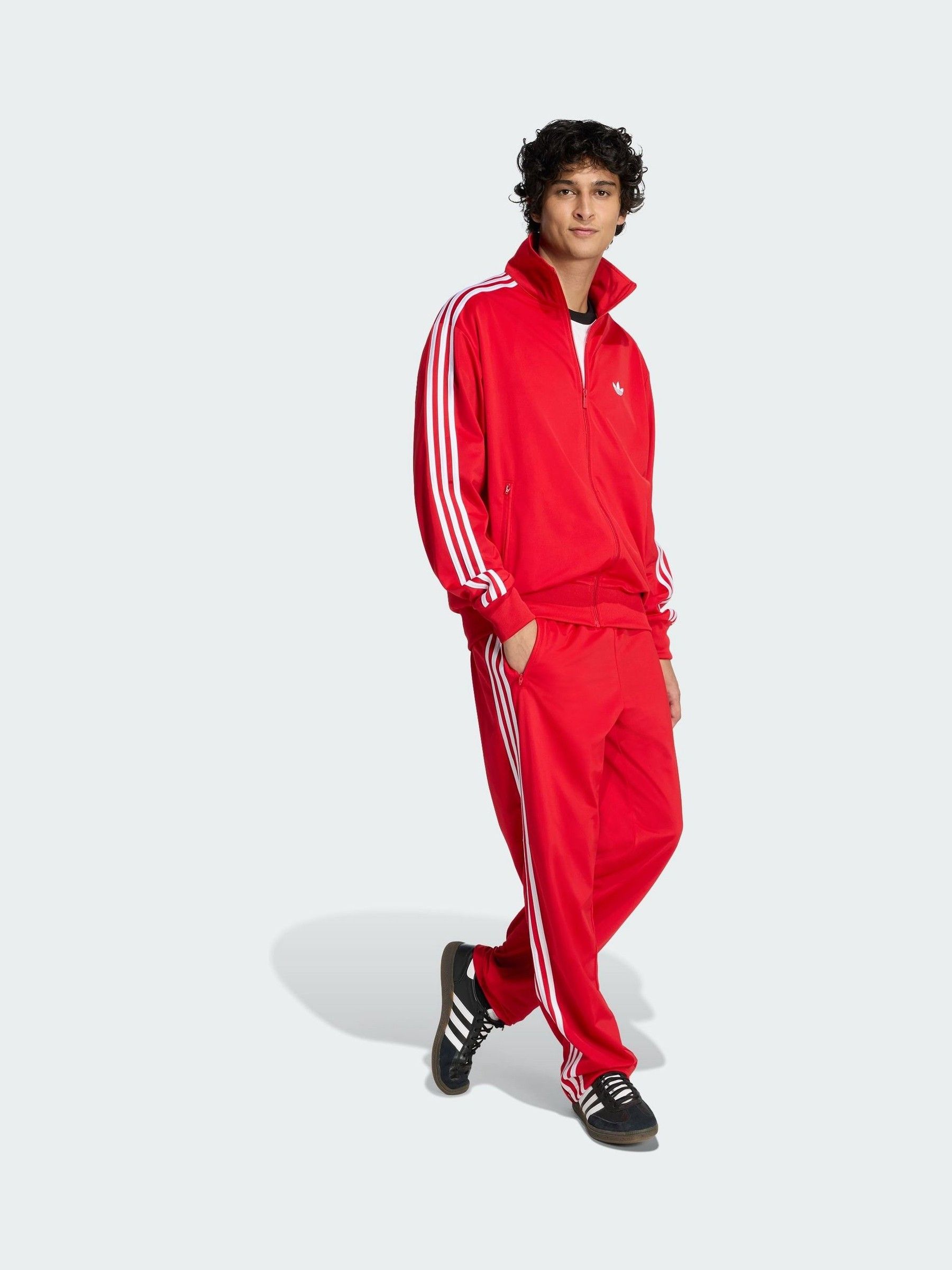 585187s3.jpg